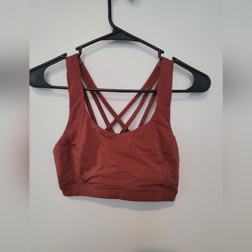 Lululemon Free to be Serene Bra